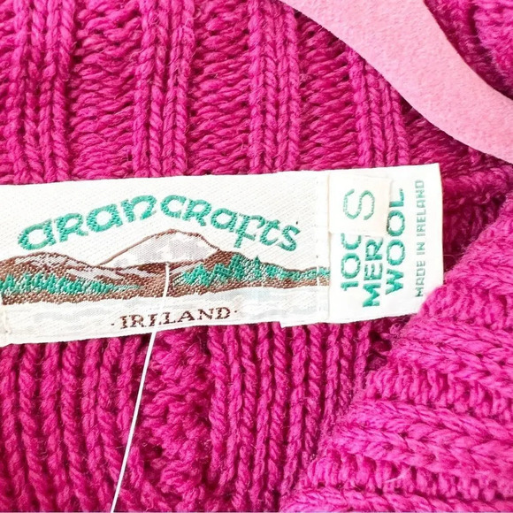 Aran Crafts Ireland Merino Wool Cable Knit Sweater Size Small Fuchsia Cardi NWT - Picture 4 of 9